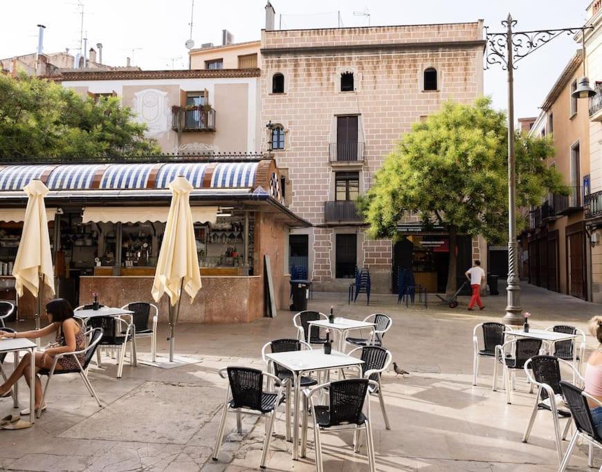 Apartamento Atico En El Casco Antiguo Mataro Bagian luar foto