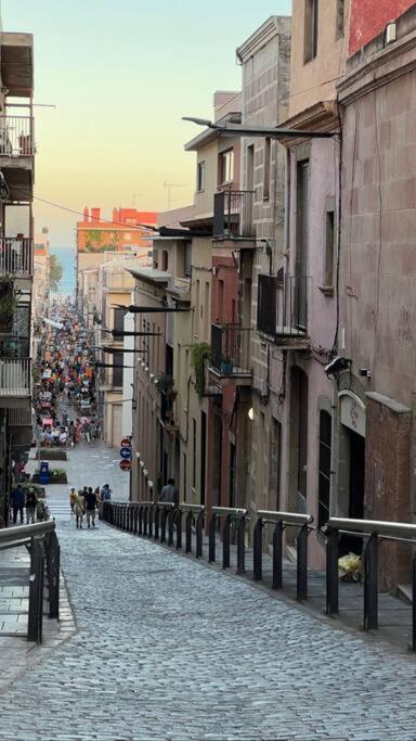 Apartamento Atico En El Casco Antiguo Mataro Bagian luar foto