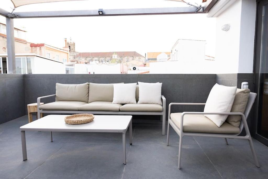 Apartamento Atico En El Casco Antiguo Mataro Bagian luar foto